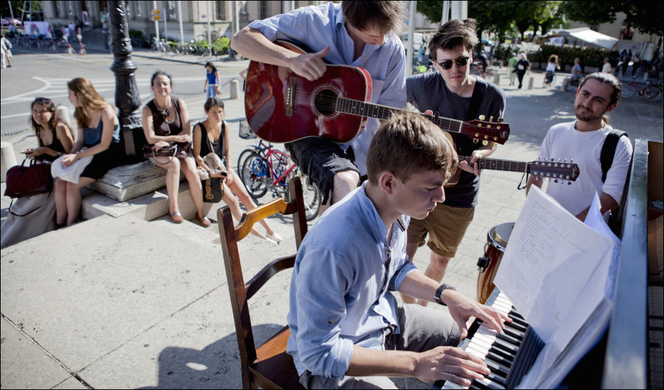 pianos jeunes place neuve