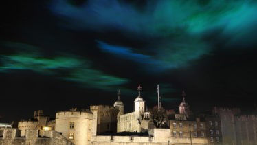 ### Strictly Embargoed Until 00:01 on 05/04/2019 ###
*** FREE FOR EDITORIAL USE ***
Huawei brings the Northern Lights to London to celebrate the launch of the Huawei P30 Pro. Overlooking the iconic Tower of London, The Aurora Borealis was staged to showcase the superior photographic capabilities of the new handset, which allows users to capture incredible detail and colour in even low light. (installation created by Immersive artist Dan Acher)